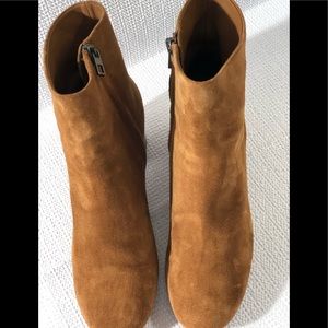 vince tillie suede booties
